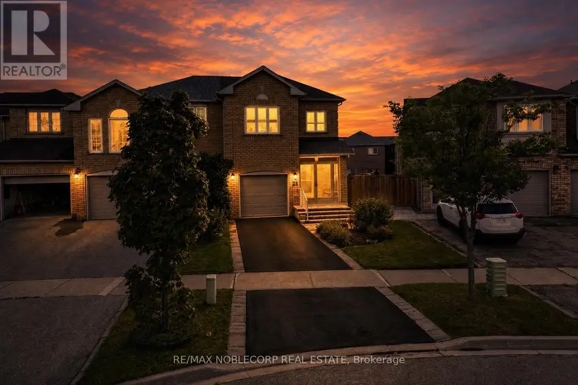 Townhouse at 28 OPERA PLACE, Vaughan