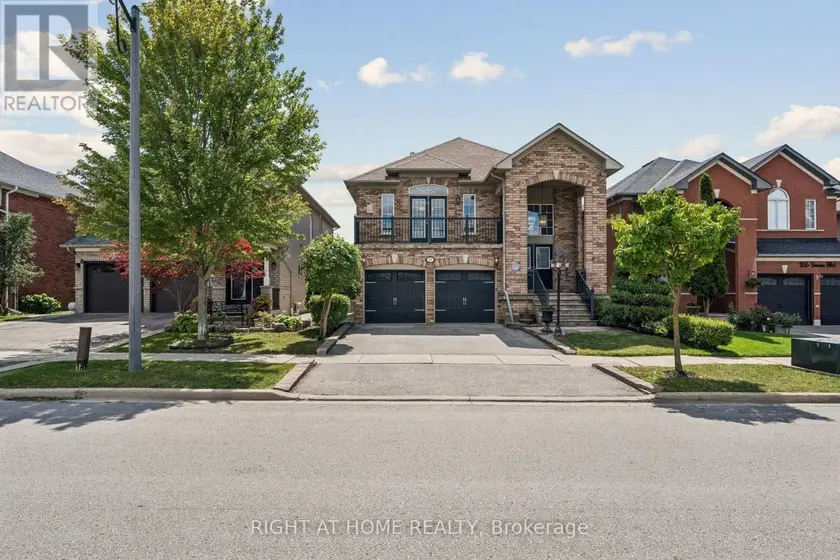 Detached at 251 SONOMA BOULEVARD, Vaughan