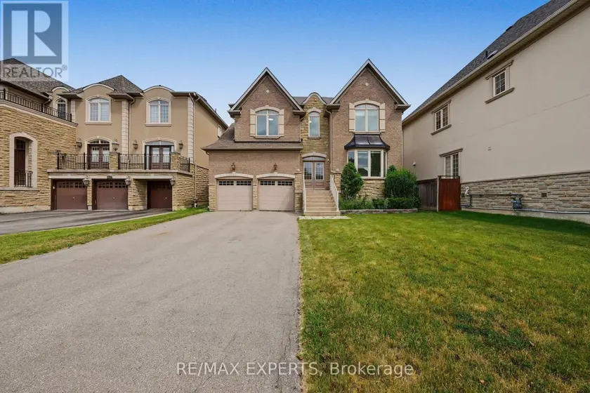 Detached at 12 SWEET VALERIE COURT, Vaughan