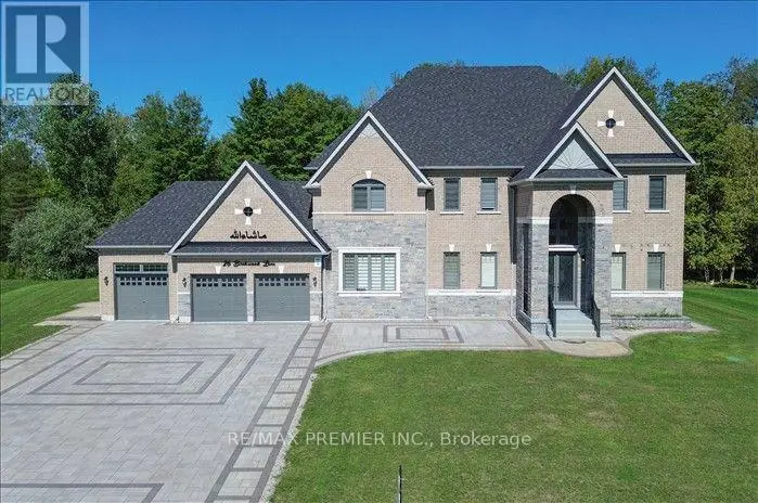 Detached at 26 BIRCHWOOD LANE, Essa