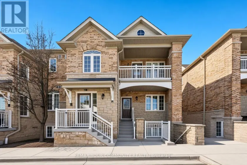 Townhouse at 17 - 520 SILKEN LAUMANN DRIVE, Newmarket