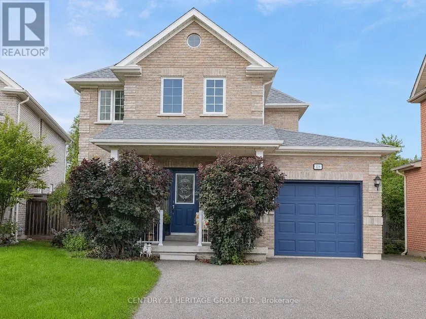 Detached at 18 YORKTOWN PLACE, Georgina