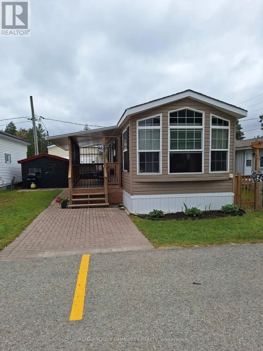 Detached at 17 SECOND STREET, Essa