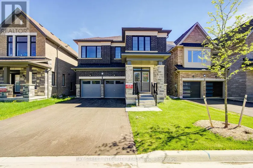 Detached at 41 KENNETH ROGERS CRESCENT, East Gwillimbury