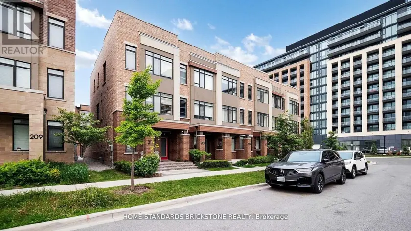 Townhouse at 215 SALTERTON CIRCLE, Vaughan