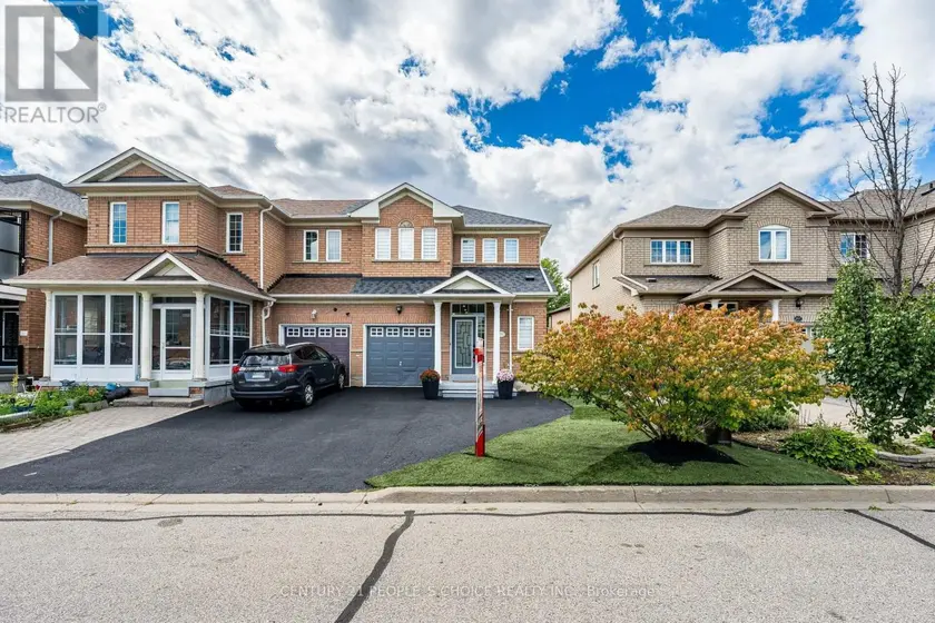Townhouse at 211 WILDBERRY CRESCENT, Vaughan