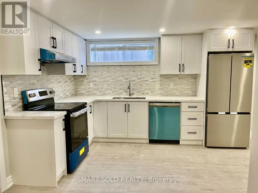 Detached at LOWER - 228 SILVERBIRCH DRIVE, Newmarket
