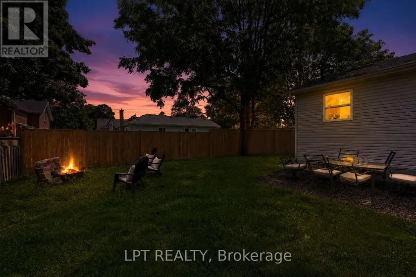 Detached at 77 MUNRO ST WEST STREET W, Brock