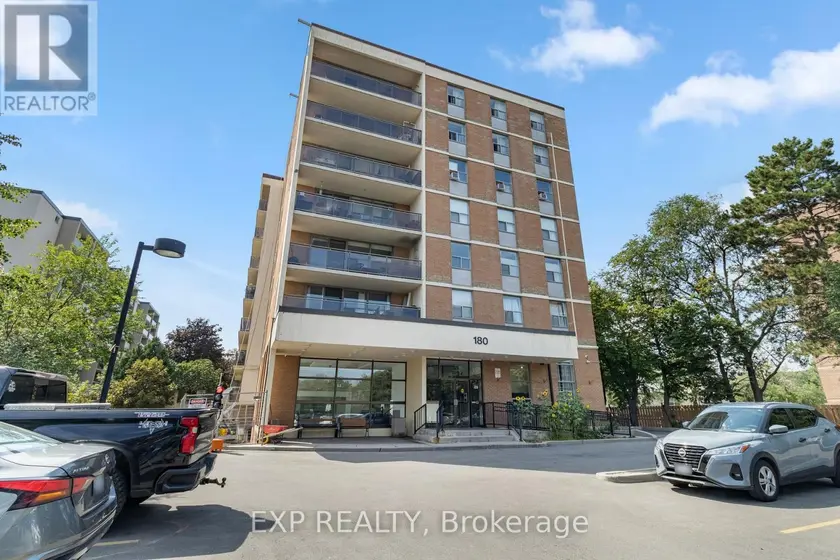 Apartment at 180 DUDLEY AVENUE, Markham