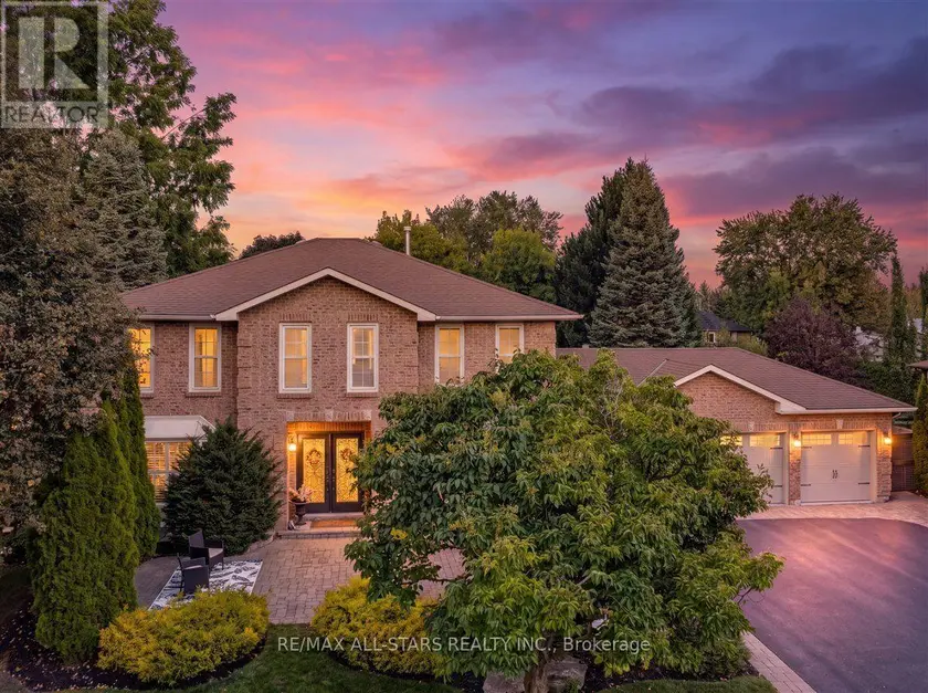 Detached at 1824 MOUNT ALBERT SIDE ROAD, East Gwillimbury