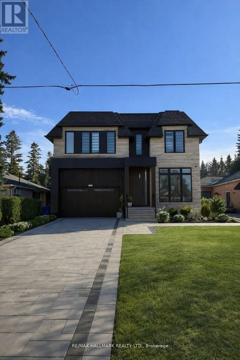 Detached at 81 CHILD DRIVE, Aurora