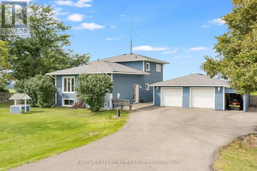Detached at 5390 HIGHWAY 89, Essa