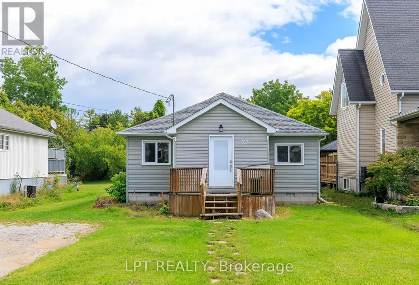Detached at 837 MONTSELL AVENUE, Georgina