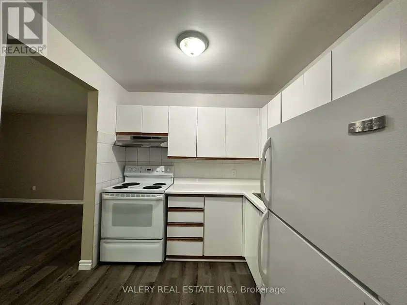 Multiplex at 7 - 1 LOWNDES AVENUE, Georgina