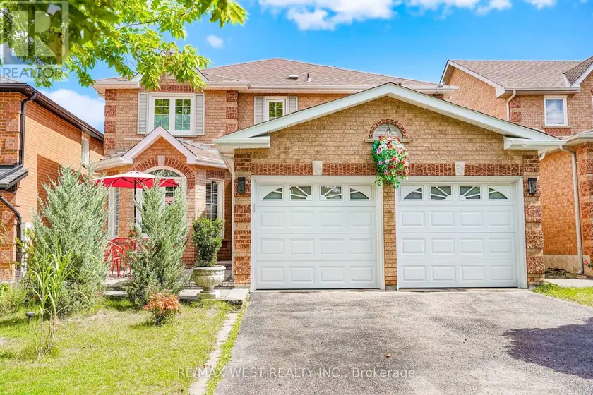 Detached at 67 DAWLISH AVENUE, Aurora