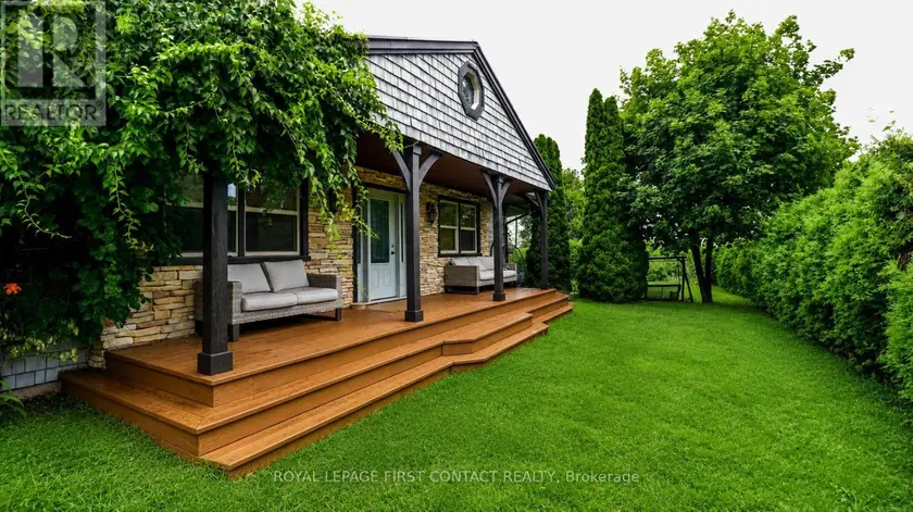 Detached at 523 LAKE DRIVE E, Georgina