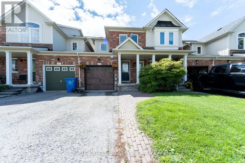Townhouse at 405 KING STREET E, East Gwillimbury