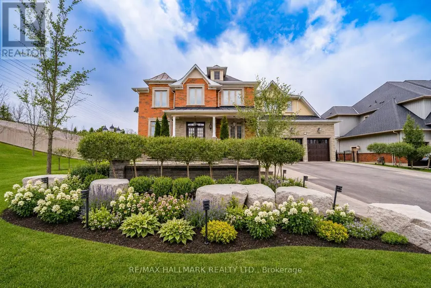 Detached at 37 COUNTRY CLUB CRESCENT, Uxbridge
