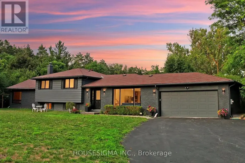 Detached at 14639 LESLIE STREET, Aurora