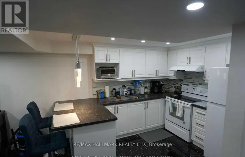 Semi-Detached/Link at 90 BLACK MAPLE CRESCENT, Vaughan