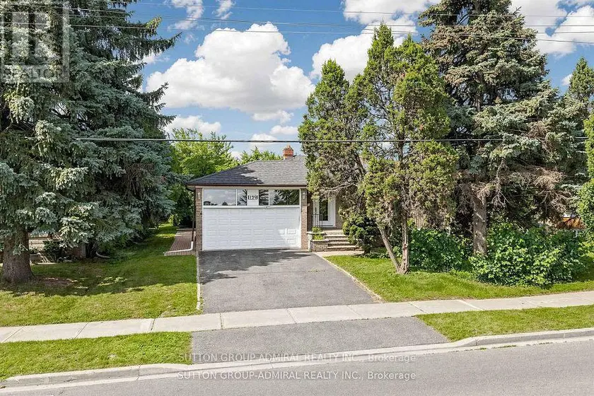 Detached at UPPER - 129 CRESTWOOD ROAD, Vaughan