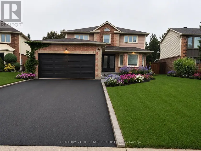Detached at 187 GLENWAY CIRCLE, Newmarket