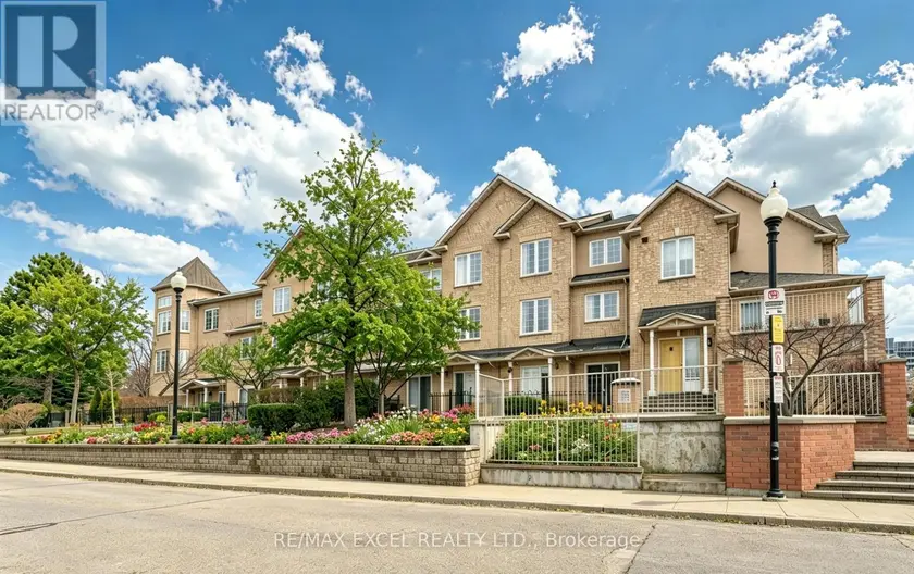 Townhouse at 3 - 10 COX BOULEVARD, Markham