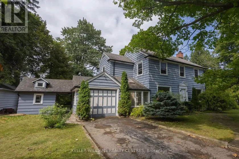 Detached at 34 COUSINS DRIVE, Aurora