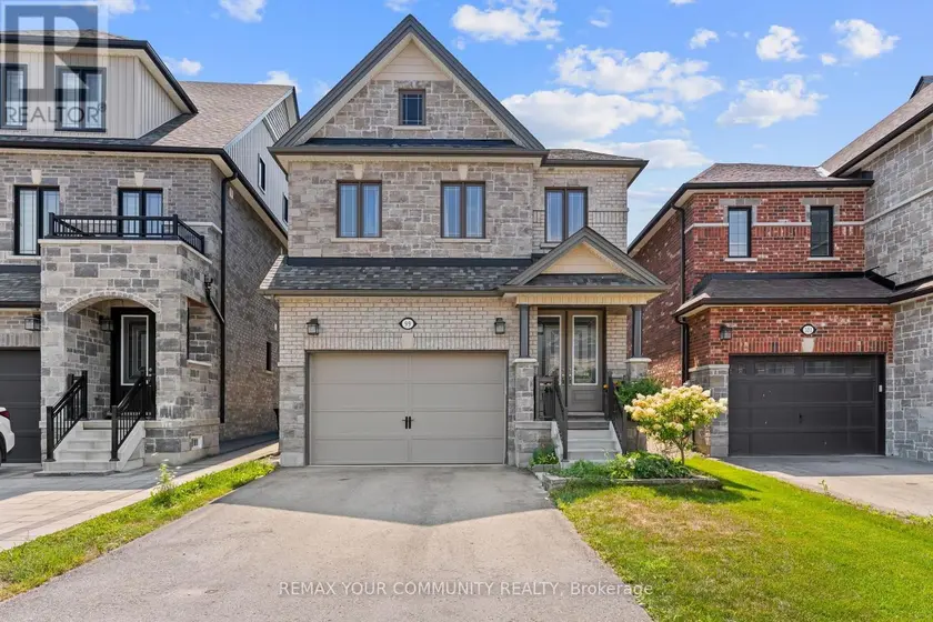Detached at 99 WALKER BOULEVARD, New Tecumseth