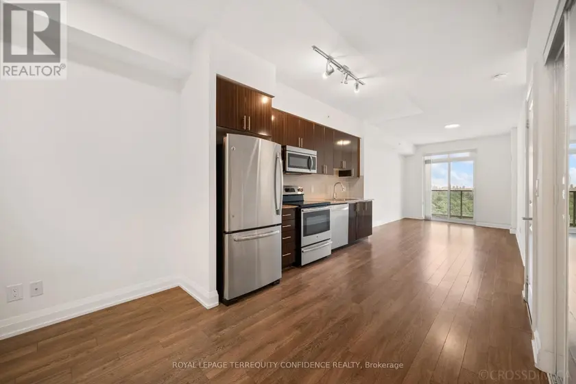 Apartment at 727 - 7161 YONGE STREET, Markham