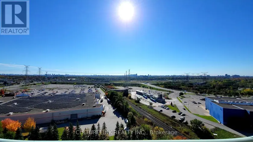 Apartment at PH 5 - 39 ONEIDA CRESCENT, Richmond Hill