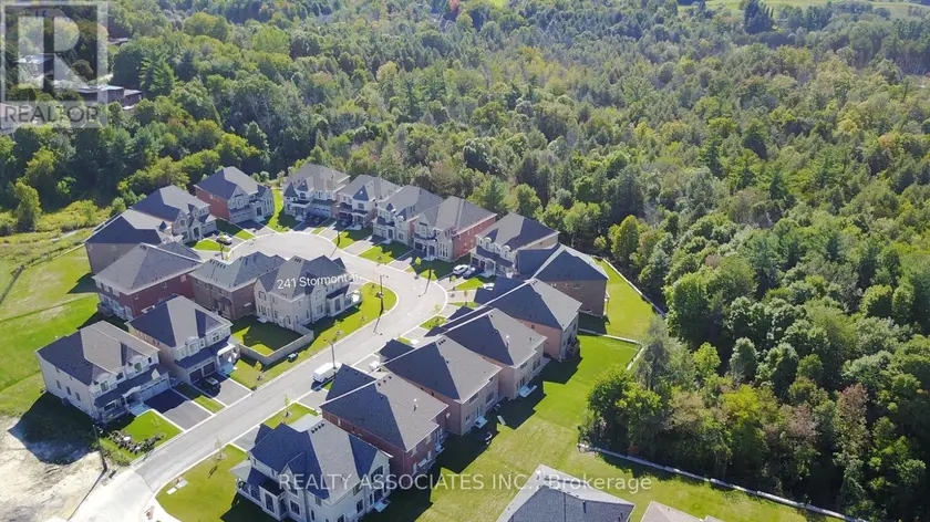 Detached at 241 STORMONT TRAIL, Vaughan