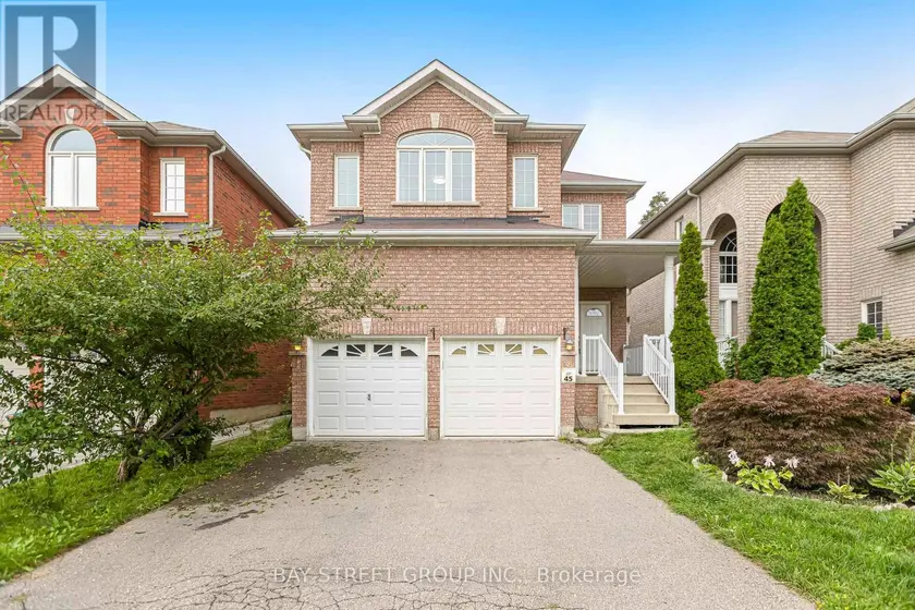 Detached at 45 OLD ORCHARD CRESCENT, Richmond Hill