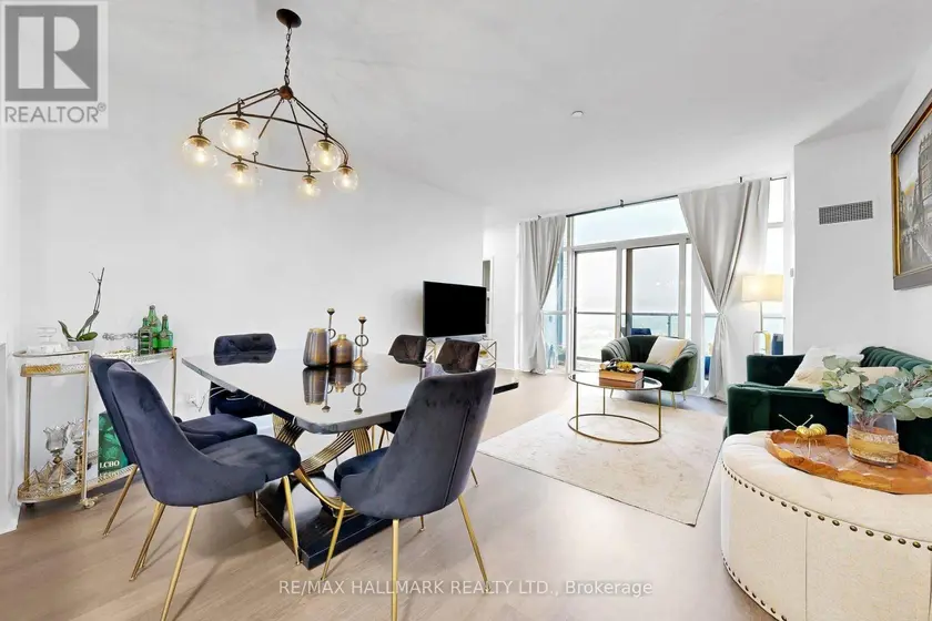 Apartment at PH 10 - 55 ONEIDA CRESCENT, Richmond Hill