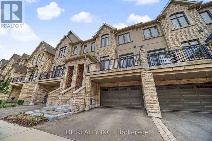 Townhouse at 41 WEST VILLAGE LANE, Markham