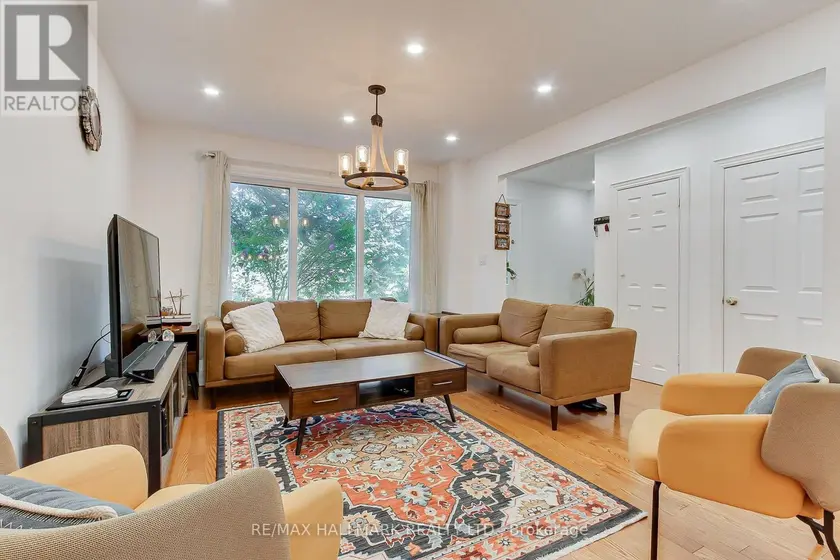 Semi-Detached/Link at 339 NEAL DRIVE, Richmond Hill