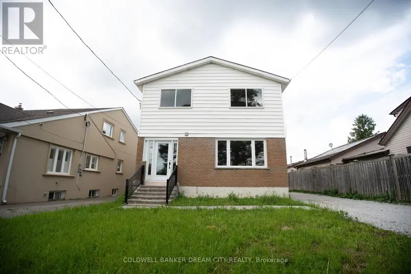 Detached at (BSMT) - 22 ELM GROVE AVENUE, Richmond Hill