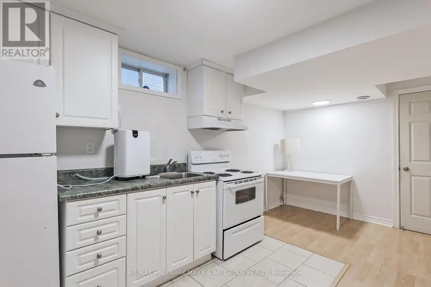 Townhouse at BSMT - 157 AMULET CRESCENT, Richmond Hill