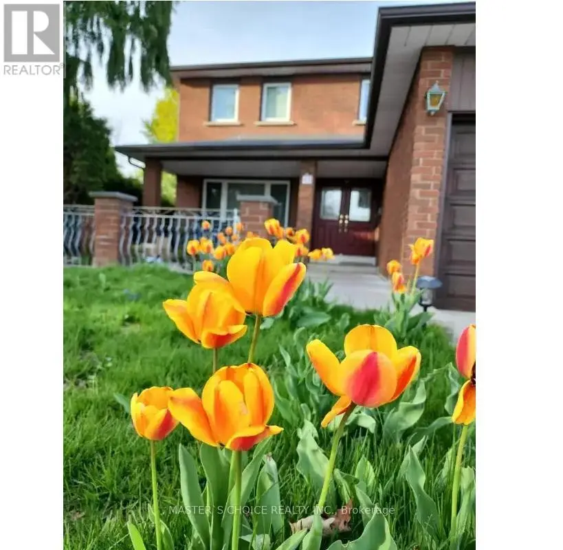 Detached at 48 CHERRY HILLS ROAD, Vaughan