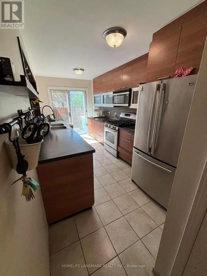 Townhouse at 35 MOONLIGHT LANE, Richmond Hill
