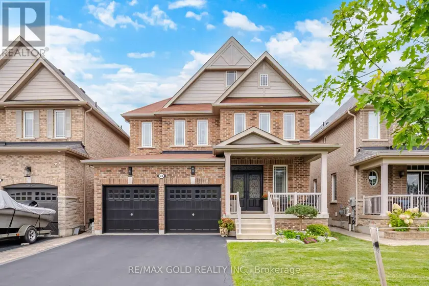 Detached at 24 GUNNING CRESCENT E, New Tecumseth