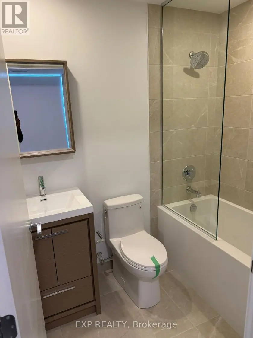 Apartment at 1667 Meadowvale Rd, Vaughan