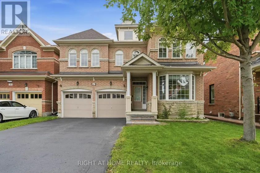 Detached at 27 HAWKWEED MANOR, Markham