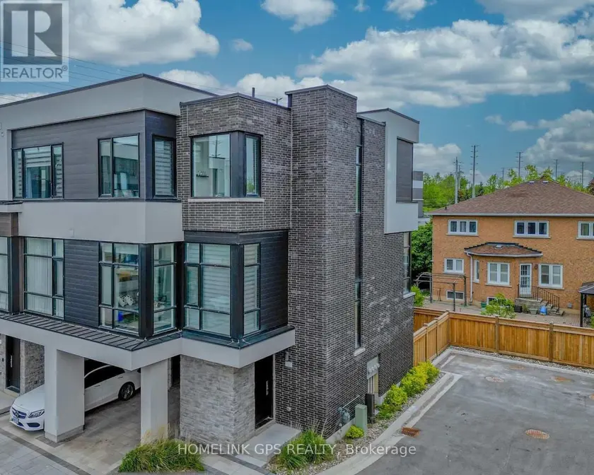 Townhouse at 12 HOSTEL LANE, Richmond Hill