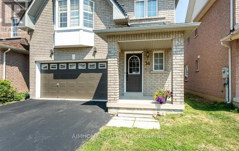 Detached at 34 RAYMOND BARTLETT AVENUE, Markham