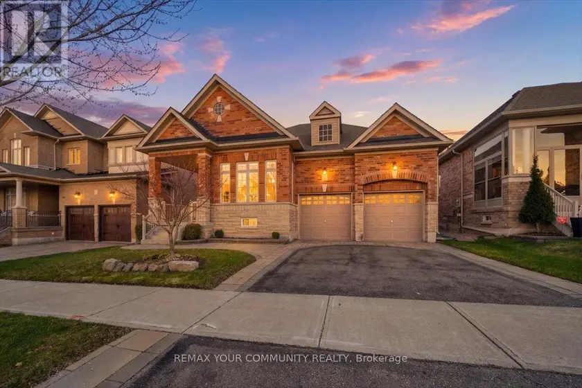 Detached at 51 TONNER CRESCENT, Aurora