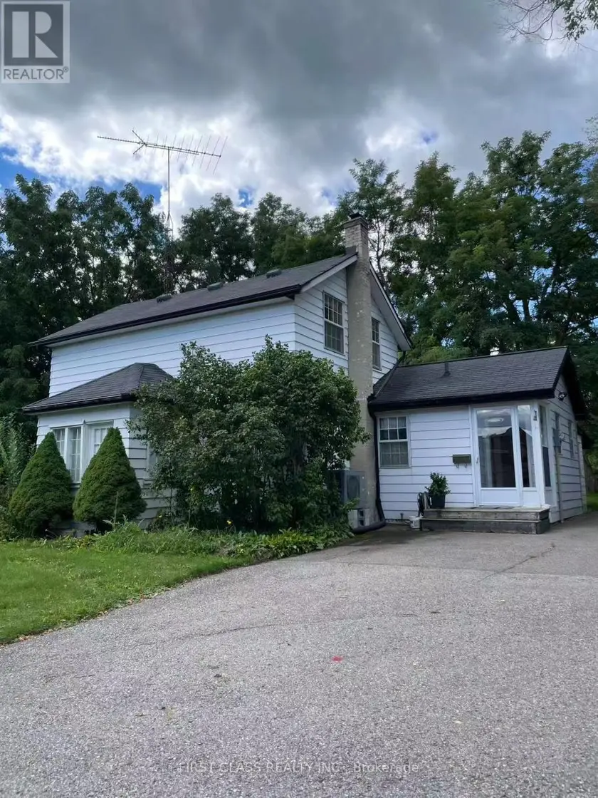 Detached at 17450 BATHURST STREET, King