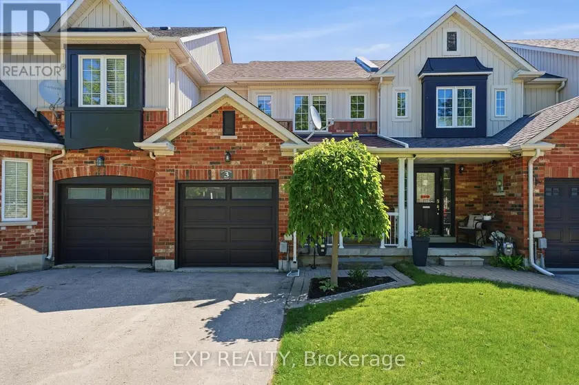 Townhouse at 3 BATTENBERG COURT, East Gwillimbury