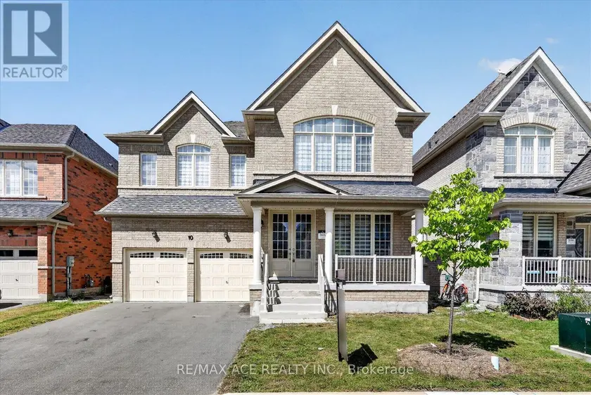 Detached at 10 HITCHING POST ROAD, Georgina
