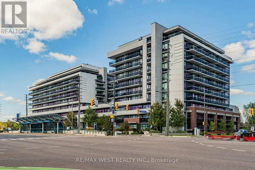 Apartment at 805 - 4800 HIGHWAY 7, Vaughan